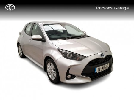 2022 Toyota Yaris 1.5 HYBRID LUNA SPEC €21,995