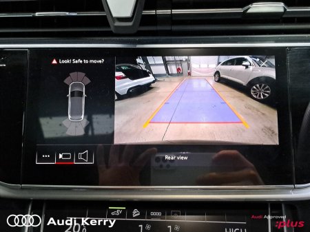 2025 Audi Q7 60TFSI E QUATTRO 490BHP AUTOMATIC €96,900 thumbnail