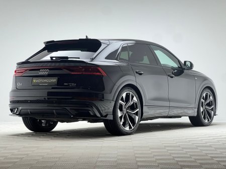 2023 Audi Q8 55 TFSI E S LINE BLACK ED 381HP QUATTRO €75,990 thumbnail