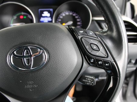 2019 Toyota C-HR - thumbnail 21