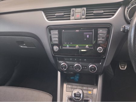 2017 Skoda Octavia 2.0 TDI VRS 184PS 5DR €15,950 thumbnail