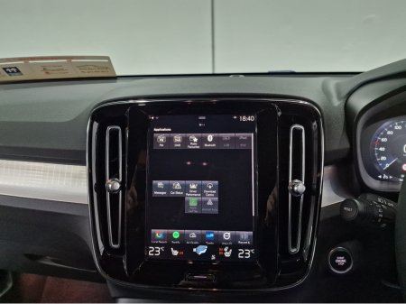 2022 Volvo XC40 T4 RECHARGE PLUS DARK AUTOMATIC **ONE OWNER / APPLE CARPLAY / BLIND SPOT ASSIST / CRUISE CONTROL / ELECTRIC BOOTLID / HEATED FRONT & REAR SEATS / REVERSE CAMERA / SAT NAV / WIRELESS PHONE CHARGING** €33,900 thumbnail