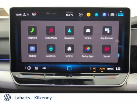 2025 Volkswagen Golf EDITION 75 1.5TSI 5DR 116HP €33,950 thumbnail