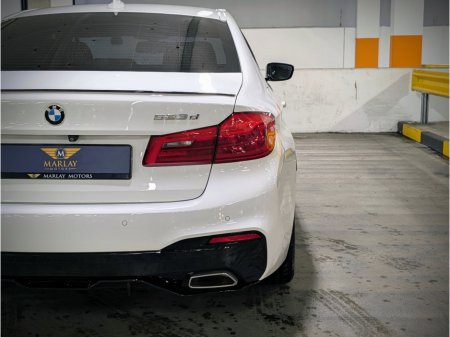 2020 BMW 5 Series - thumbnail 16