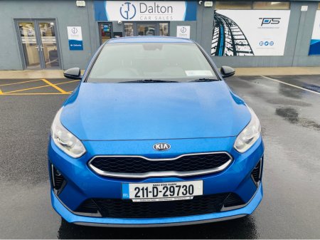 2021 Kia Ceed - thumbnail 2