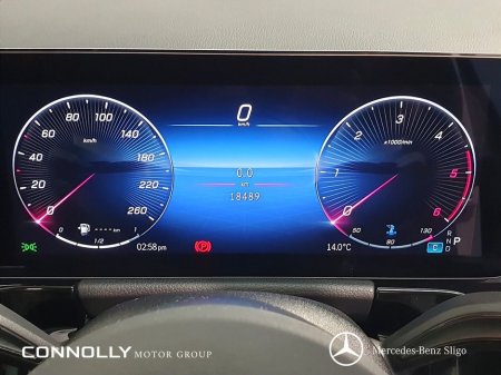 2024 Mercedes-Benz GLA Class GLA 200 d AMG Line w/ Pan roof €51,950 thumbnail