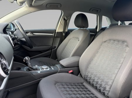 2015 Audi A3 - thumbnail 10