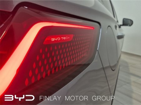 2025 BYD Seal U Boost PLUG-IN HYBRID 80km RANGE €40,950 thumbnail