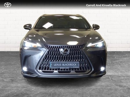2023 Lexus NX 450 h+ - thumbnail 4