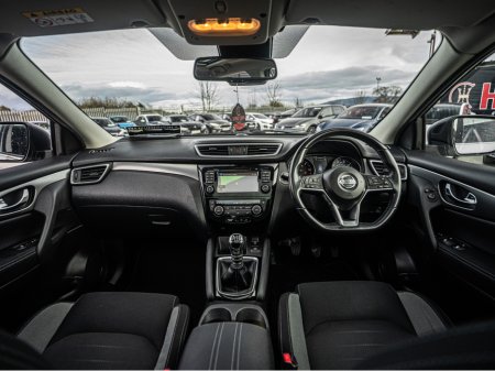 2018 Nissan Qashqai - thumbnail 23