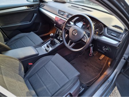 2018 Skoda Superb AMBITION 1.6 TDI-FULLY SERVICED WITH NEW NCT €14,350 thumbnail