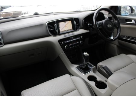 2017 Kia Sportage 1.7CRDI PLATINUM 5DR ESTATE // ONLY 100,000 KMS // IMMACULATE CONDITION THROUGH OUT // BUY WITH CONFIDENCE AA AND SIMI APPROVED DEALER 2026 // FINANCE ARRANGED //TRADE INS WELCOME // €14,950 thumbnail