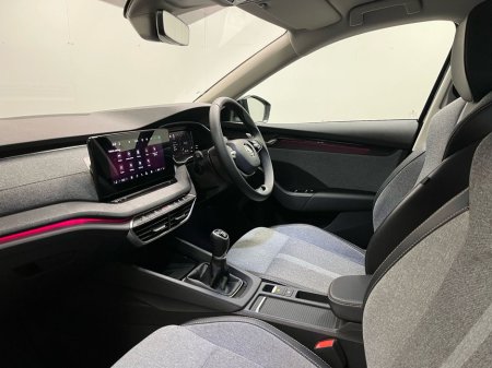 2025 Skoda Octavia Selection+ Combi 2.0TDI 115BHP - Reversing Camera - Climate Control - Heated Seats - Cruise Control - Keyless Start - Apple CarPlay/Android Auto €36,950