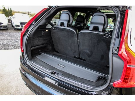 2017 Volvo XC90 D5 (235hp) AWD R-Design Geartronic €33,995 thumbnail