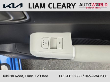 2025 Kia EV4 - thumbnail 18