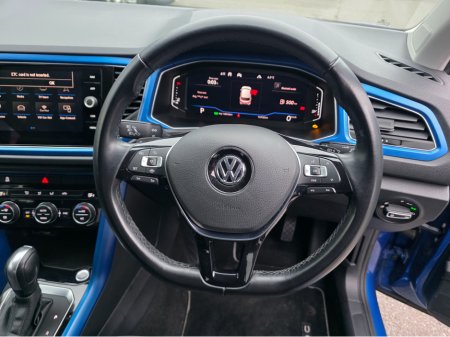 2020 Volkswagen T-Roc 2.0 TDi 150 Automatic - Android Auto, Rear Camera €24,900 thumbnail