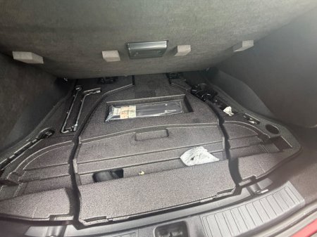 2019 Toyota Prius - thumbnail 8