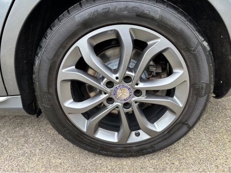 2017 Mercedes-Benz C Class 180 AVANTGARDE AUTO 4DR €16,900 thumbnail