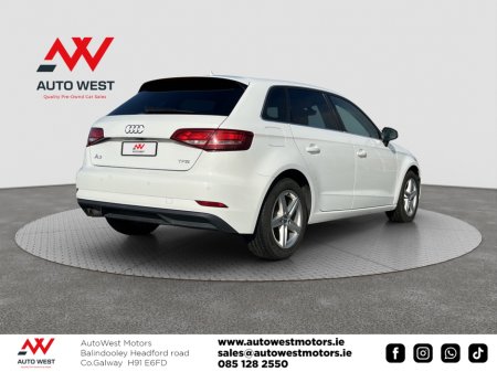 2017 Audi A3 2017 Audi A3 1.4 TFSI Automatic €17,950 thumbnail