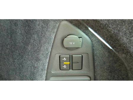 2023 Volkswagen Touareg - thumbnail 9