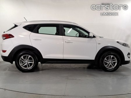 2016 Hyundai Tucson 1.7 D Comfort €13,880 thumbnail