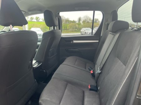 2021 Toyota Hilux - thumbnail 7