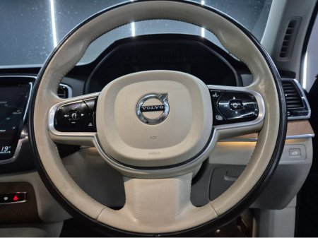 2019 Volvo XC90 - thumbnail 6