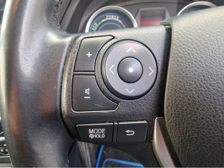 2014 Toyota Auris - thumbnail 16