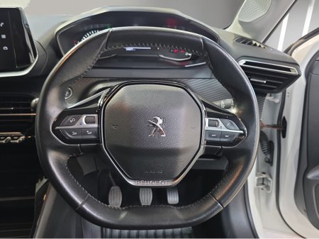 2020 Peugeot 208 - thumbnail 7