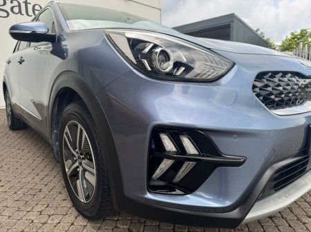 2020 Kia Niro PE Phev MY20 5DR Auto €18,950 thumbnail