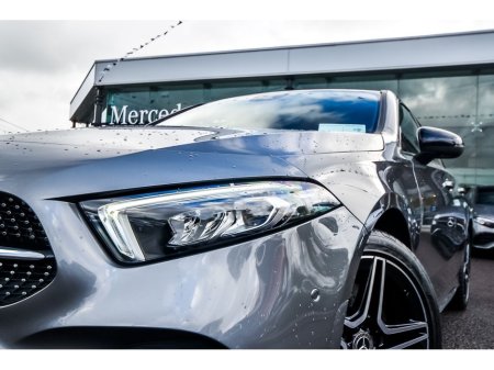 2023 Mercedes-Benz A Class A250e AMG Premium Saloon 215bhp thumbnail