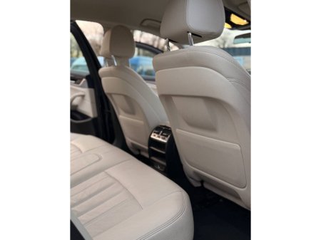 2019 BMW 5 Series - thumbnail 16