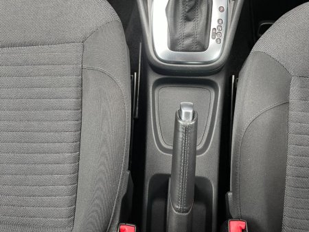 2014 Volkswagen Polo - thumbnail 16