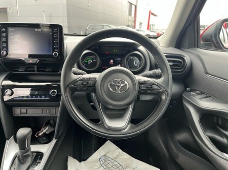 2023 Toyota Yaris Cross - thumbnail 9