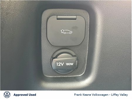 2025 Hyundai Ioniq 9 (Long Range) Platinum Specification €73,900 thumbnail