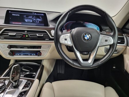 2020 BMW 7 Series - thumbnail 5