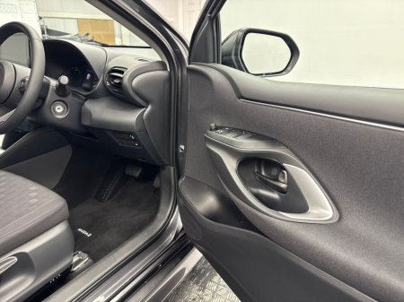 2026 Mazda Mazda2 - thumbnail 11