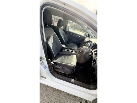 2015 Volkswagen Golf - thumbnail 11