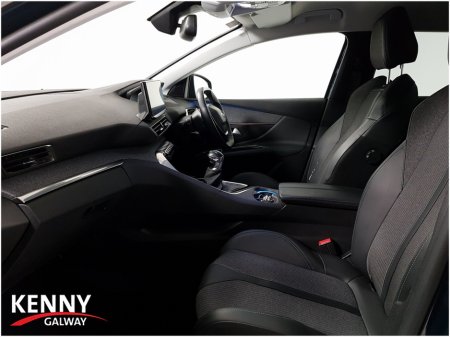 2021 Peugeot 3008 - thumbnail 9