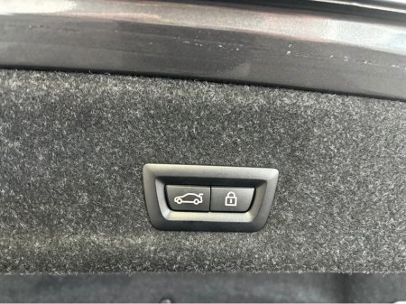 2021 BMW 3 Series - thumbnail 16