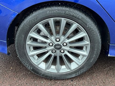 2017 Ford Focus - thumbnail 5