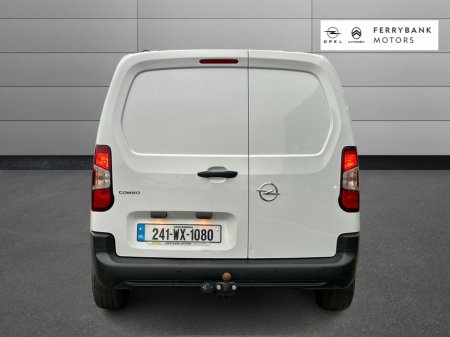 2024 Opel Combo KOMF L1H1-1.5 100PS D 3DR €17,950 thumbnail