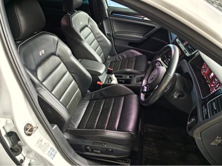 2018 Volkswagen Golf Golf R//Low kms €29,950 thumbnail