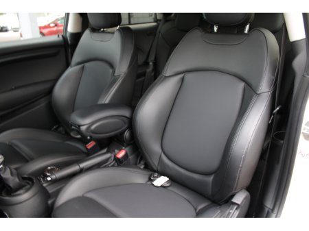 2019 MINI Cooper 1/5D COOPER SPORT EDITION WITH ONKLYB 79,000KM'S // WHAT A CAR // HEATED LEATER RECARO TYPE SEATS // WELL WOTH VIEWING // BUY WITH CONFIDENCE AA AND SIMI APPROVED DEALER 2026 // FINANCE ARRNAGED // €17,950 thumbnail