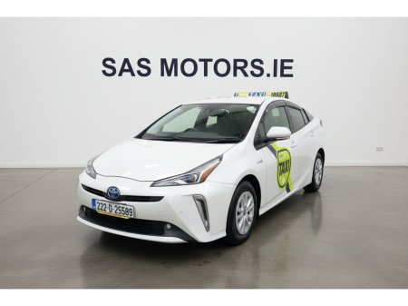 2022 Toyota Prius 1.8 Hybrid Luxury with Sat Navi & JBL €23,950 thumbnail