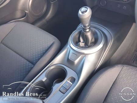 2025 Nissan Juke - thumbnail 16