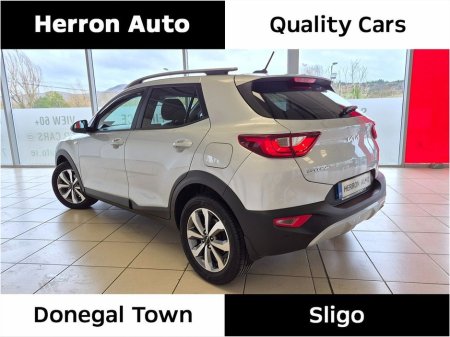 2023 Kia Stonic - thumbnail 3