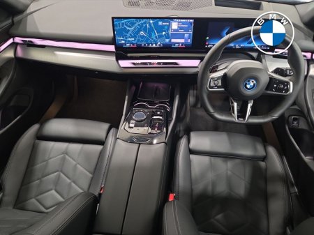 2025 BMW 5 Series 530e M Sport Touring €67,950 thumbnail