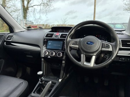 2016 Subaru Forester - thumbnail 11