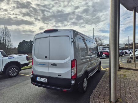 2025 Ford Transit - thumbnail 3